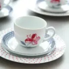 سرویس چینی 12 پارچه چای خوری والنسیا ارغوانی