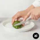 بشقاب تخت چینی زرین فرم اس سفید سایز 18
