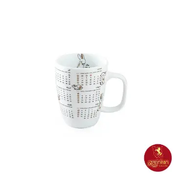 ماگ دسته دار سوئدی چینی زرین طرح تقویم 1402
