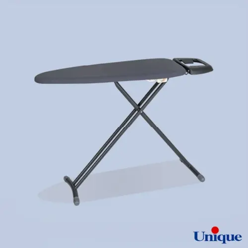 میز اتو ایستاده پریزدار یونیک UN-7040A