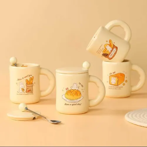 ماگ سرامیکی BAKE YOUR DAY درب دار همراه با قاشق