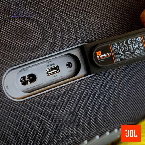 ورودی های اسپیکر بلوتوثی قابل حمل جی بی ال Boombox 3