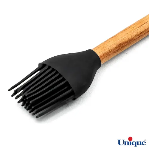 فرچه دسته چوبی