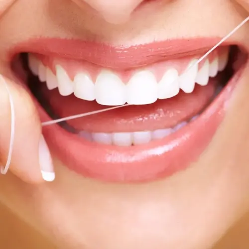خرید نخ دندان اورال بی 50متری مدل Oral-b Essential
