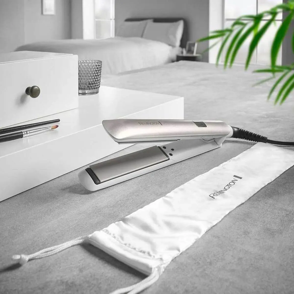 خرید اتو موی رمینگتون با فناوری پیشرفته و سازگار با انواع موها