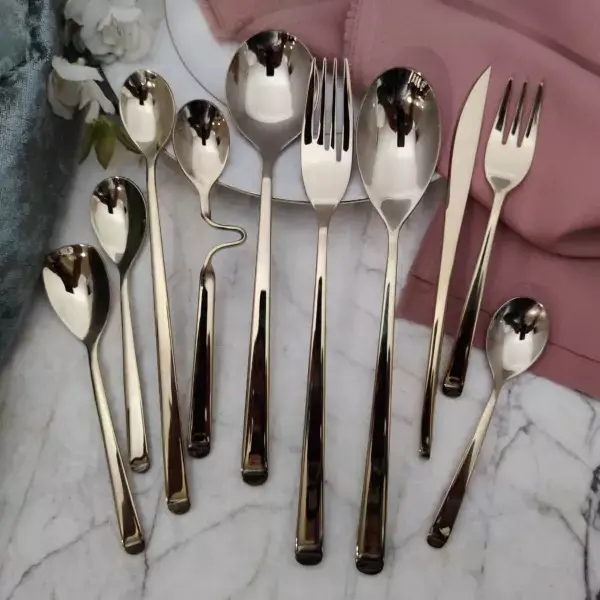 مشخصات سرویس قاشق چنگال ۲۴ نفره 