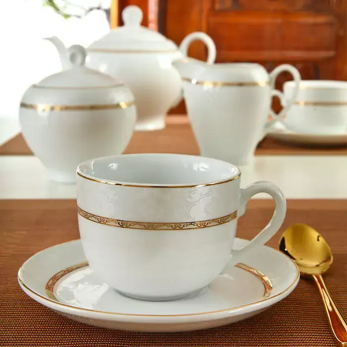  سرویس چای‌خوری ۱۲ پارچه با قوری