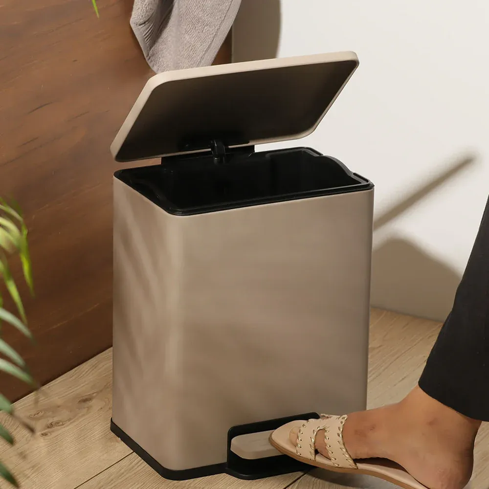 قیمت سطل زباله پدالی پلاستیکی