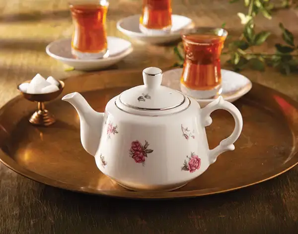 قوری چینی زرین