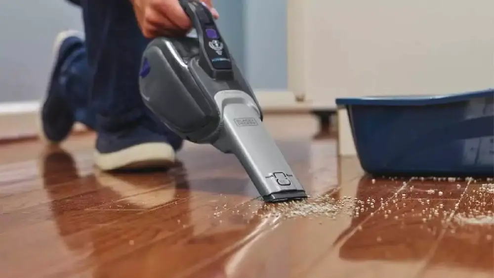 خرید جارو دستی شارژی مناسب برای نظافت مبل، صندلی، کف و ...